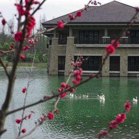 Narada Resort & Spa Liangzhu Ханчжоу Экстерьер фото